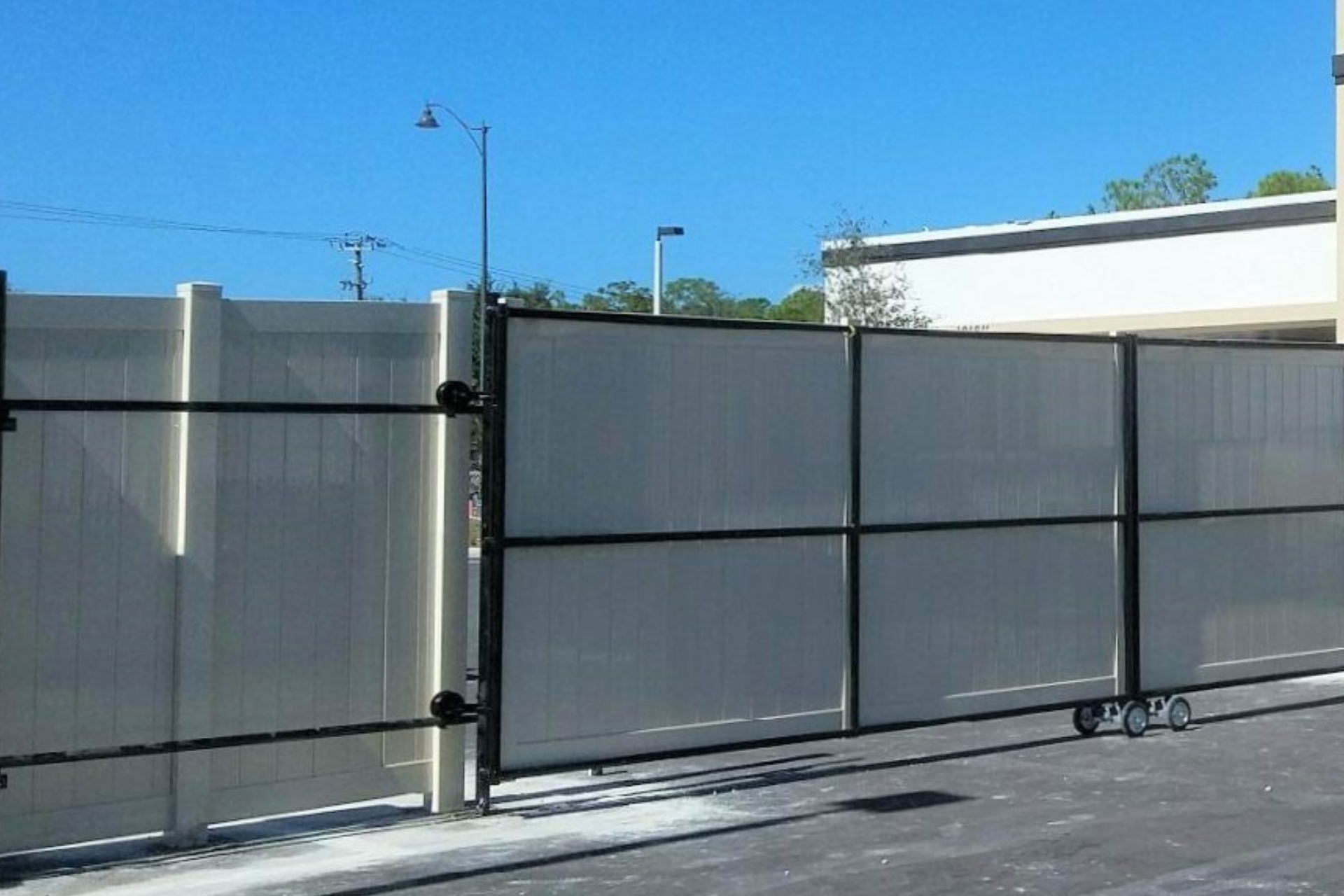 Commercial Privacy Fence