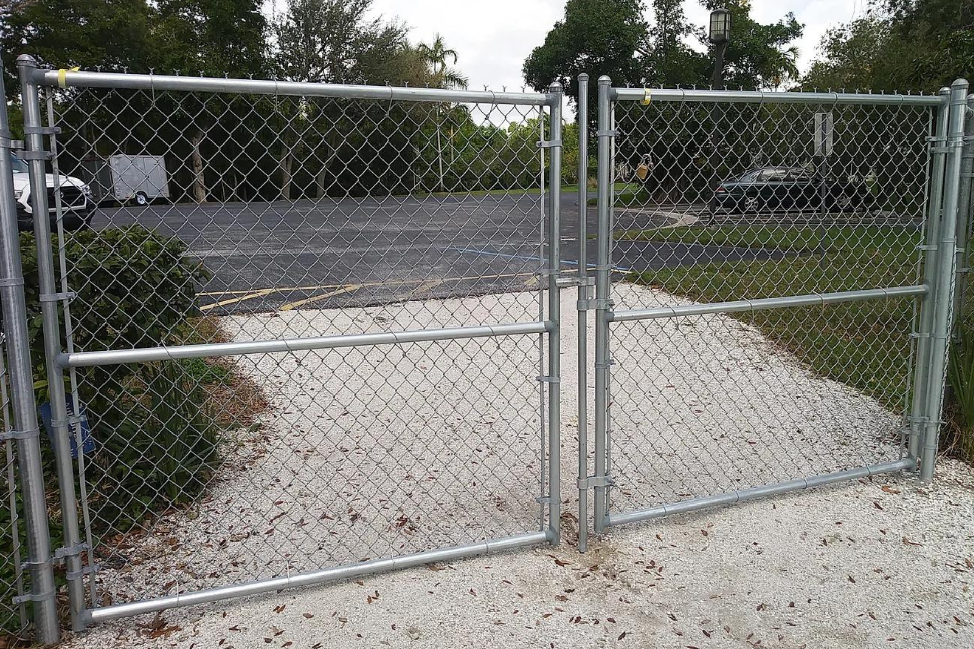 Commercial & Residential Chain Link Fencing Services | Eagle Fence