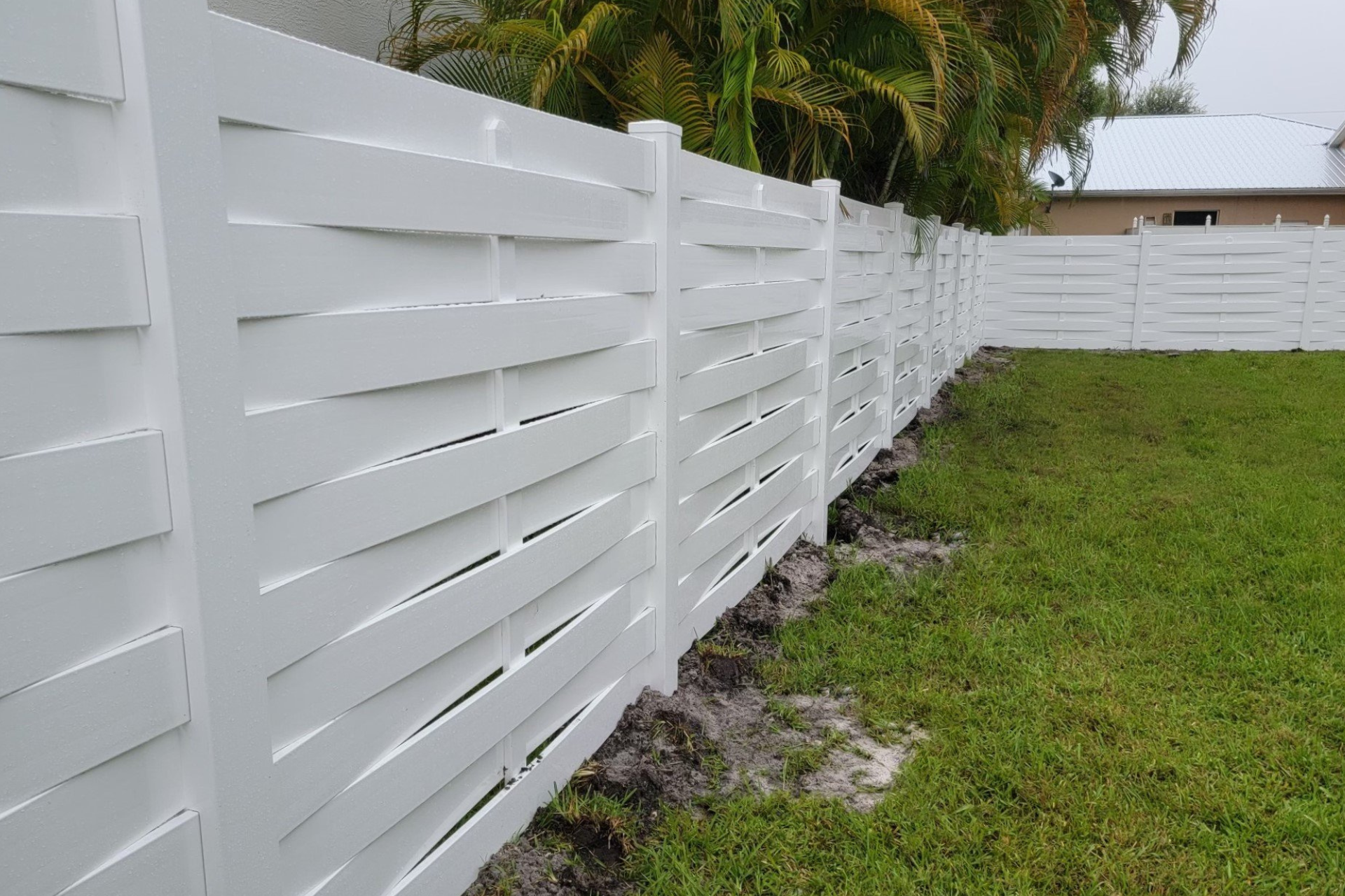 White Woven Vinyl Fencing | Eagle Fence