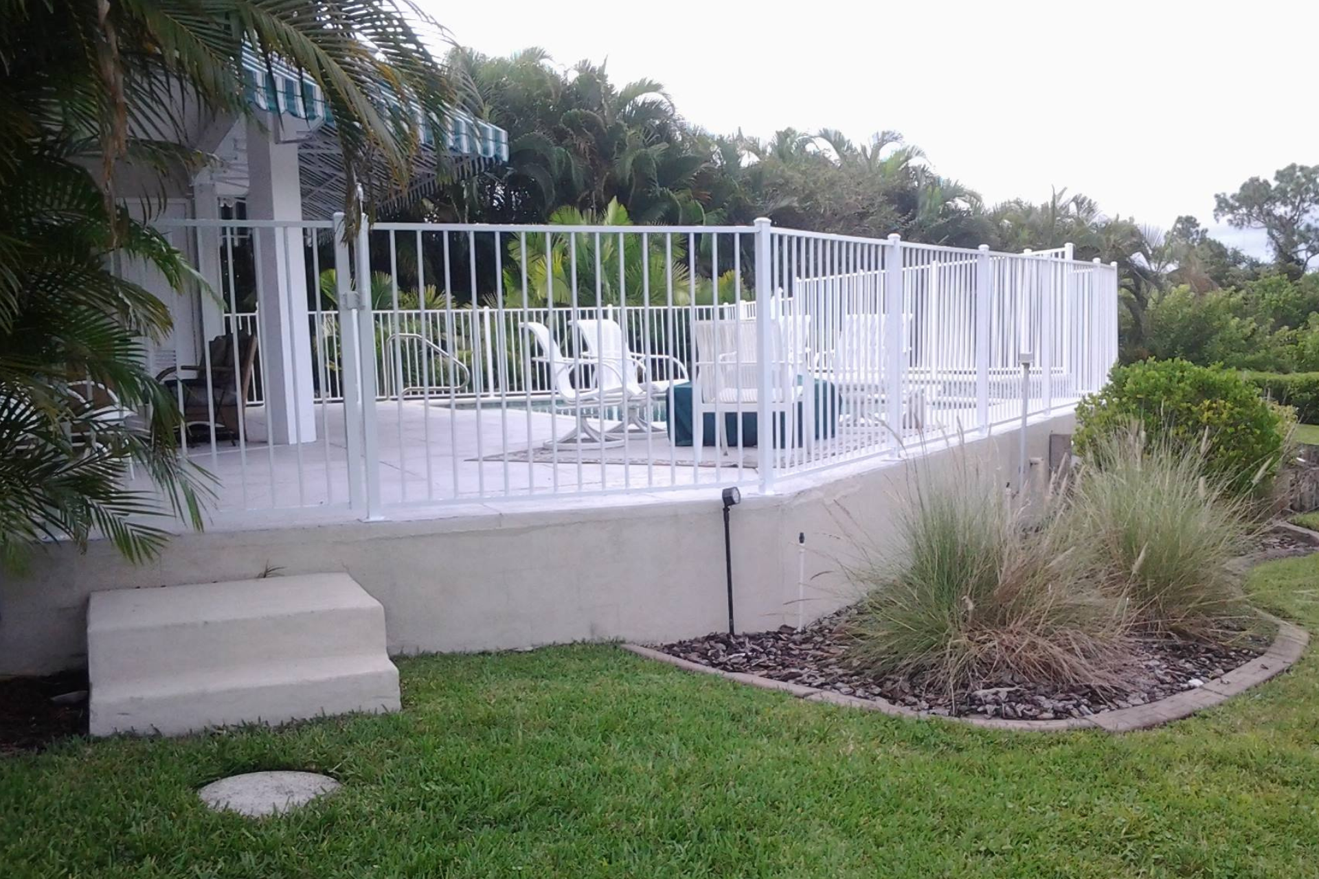 Residential Swimming Pool Fencing | Eagle Fence