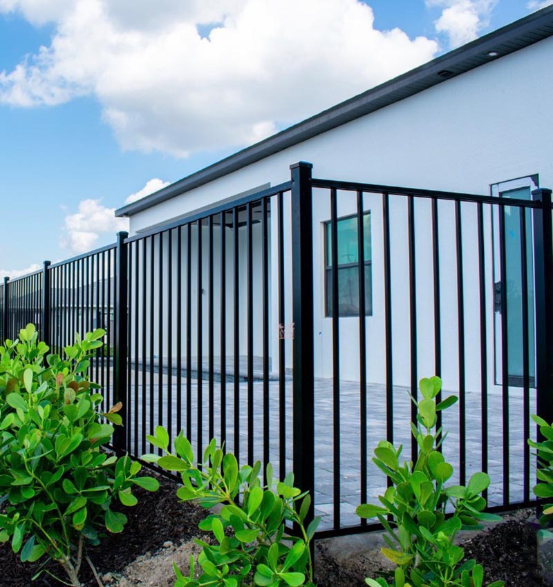 Cape Coral home with recently installed aluminum fence