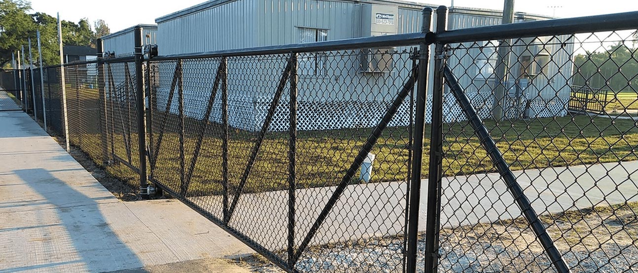 commercial chain link gate