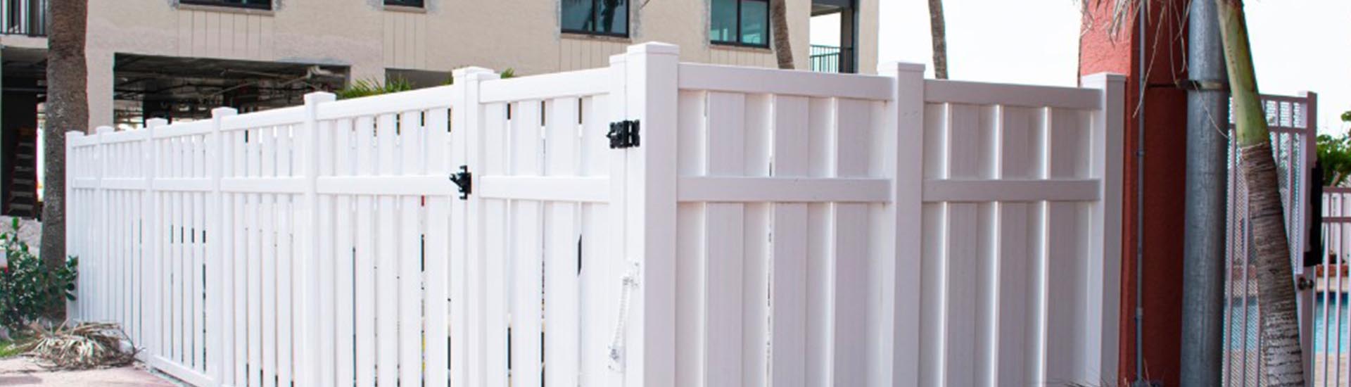 Commercial vinyl fence